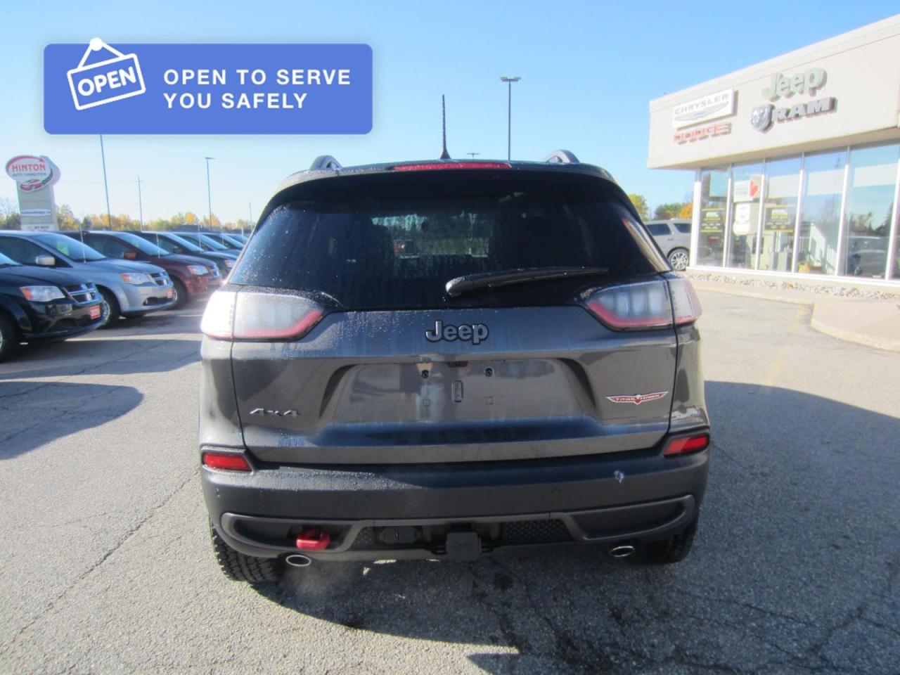 2021 Jeep Cherokee Trailhawk Photo4