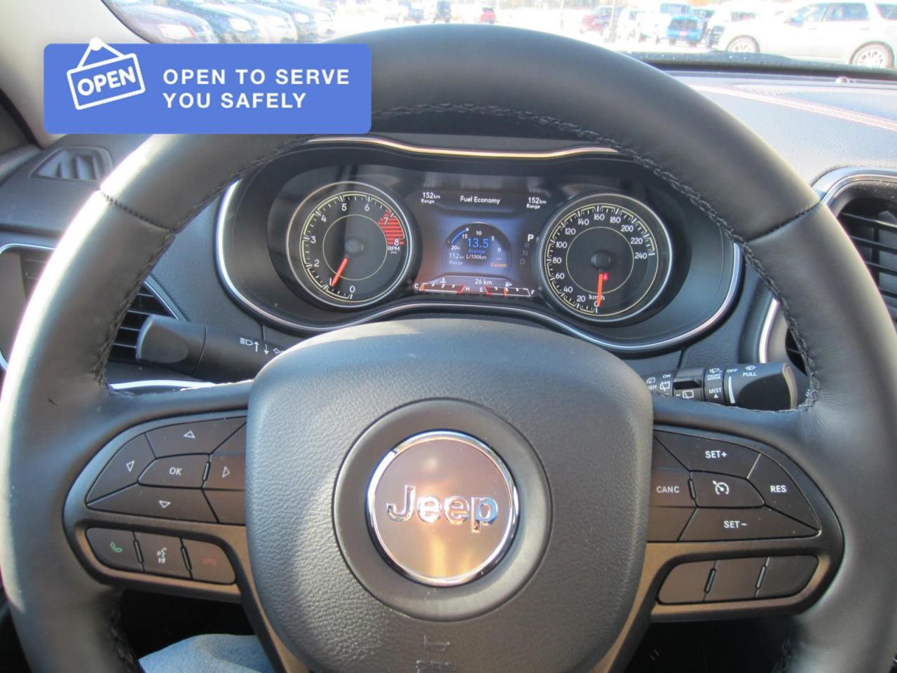 2021 Jeep Cherokee Trailhawk Photo