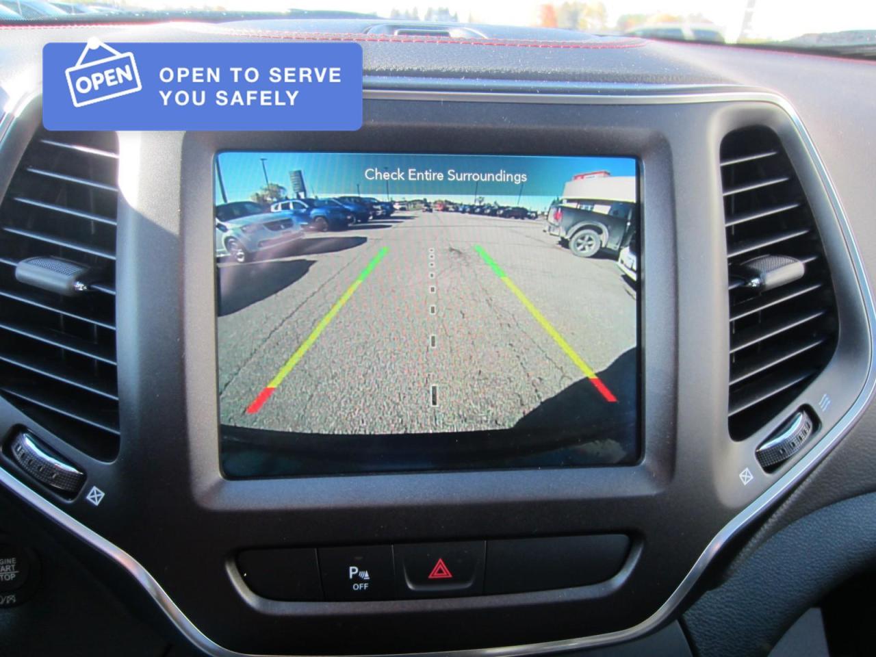 2021 Jeep Cherokee Trailhawk Photo