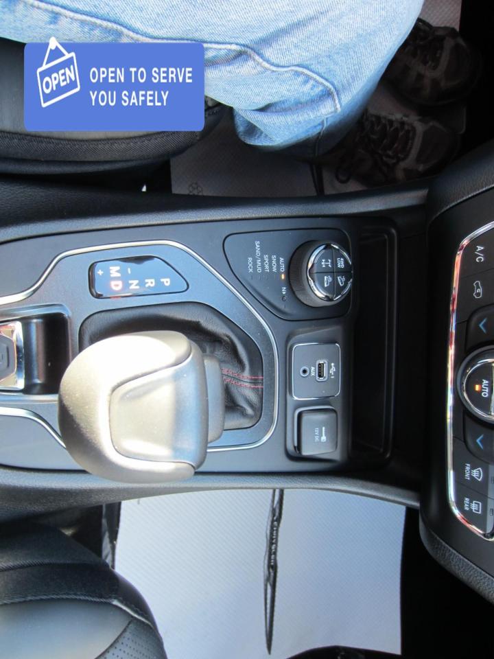 2021 Jeep Cherokee Trailhawk Photo