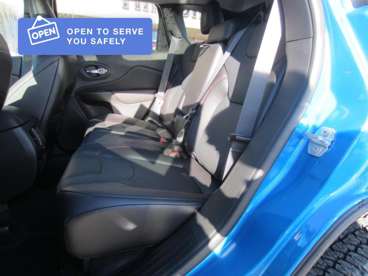 2021 Jeep Cherokee Trailhawk Photo