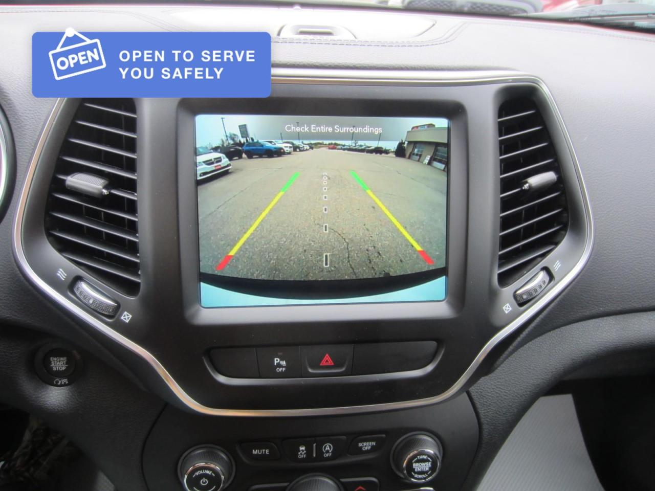 2021 Jeep Cherokee Altitude Photo