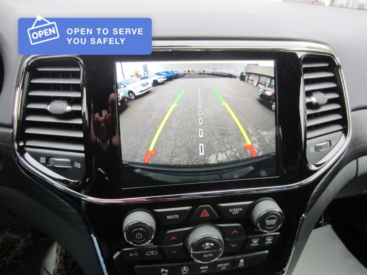 2021 Jeep Grand Cherokee Laredo ALTITUDE PKG Photo