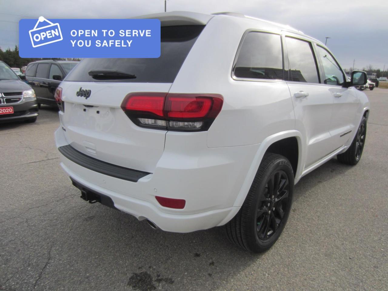 2021 Jeep Grand Cherokee Laredo Photo