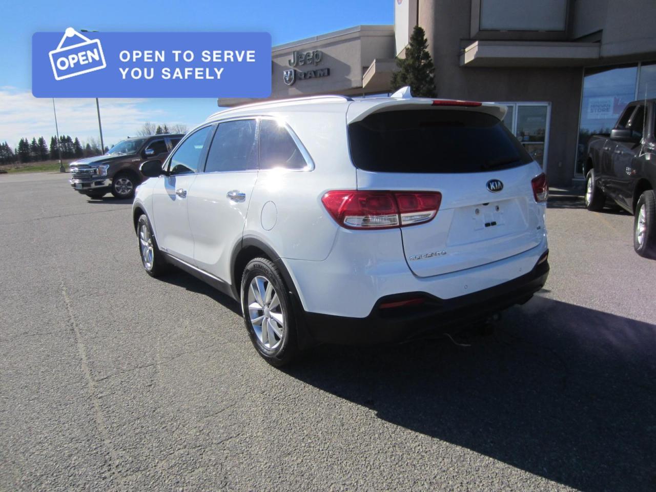 2017 Kia Sorento 3.3L LX V6 7-Seater Photo