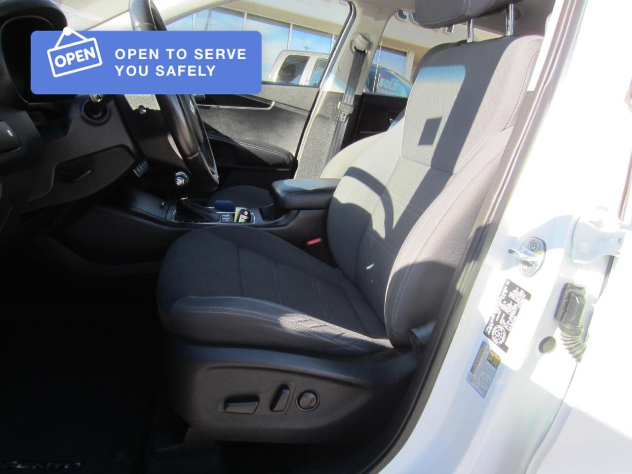 2017 Kia Sorento 3.3L LX V6 7-Seater Photo