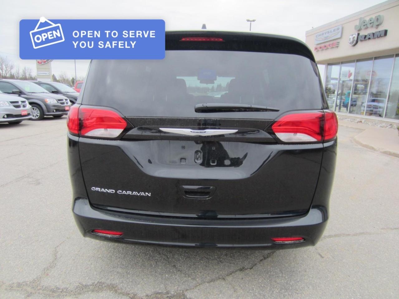 2021 Dodge Grand Caravan SXT Photo4