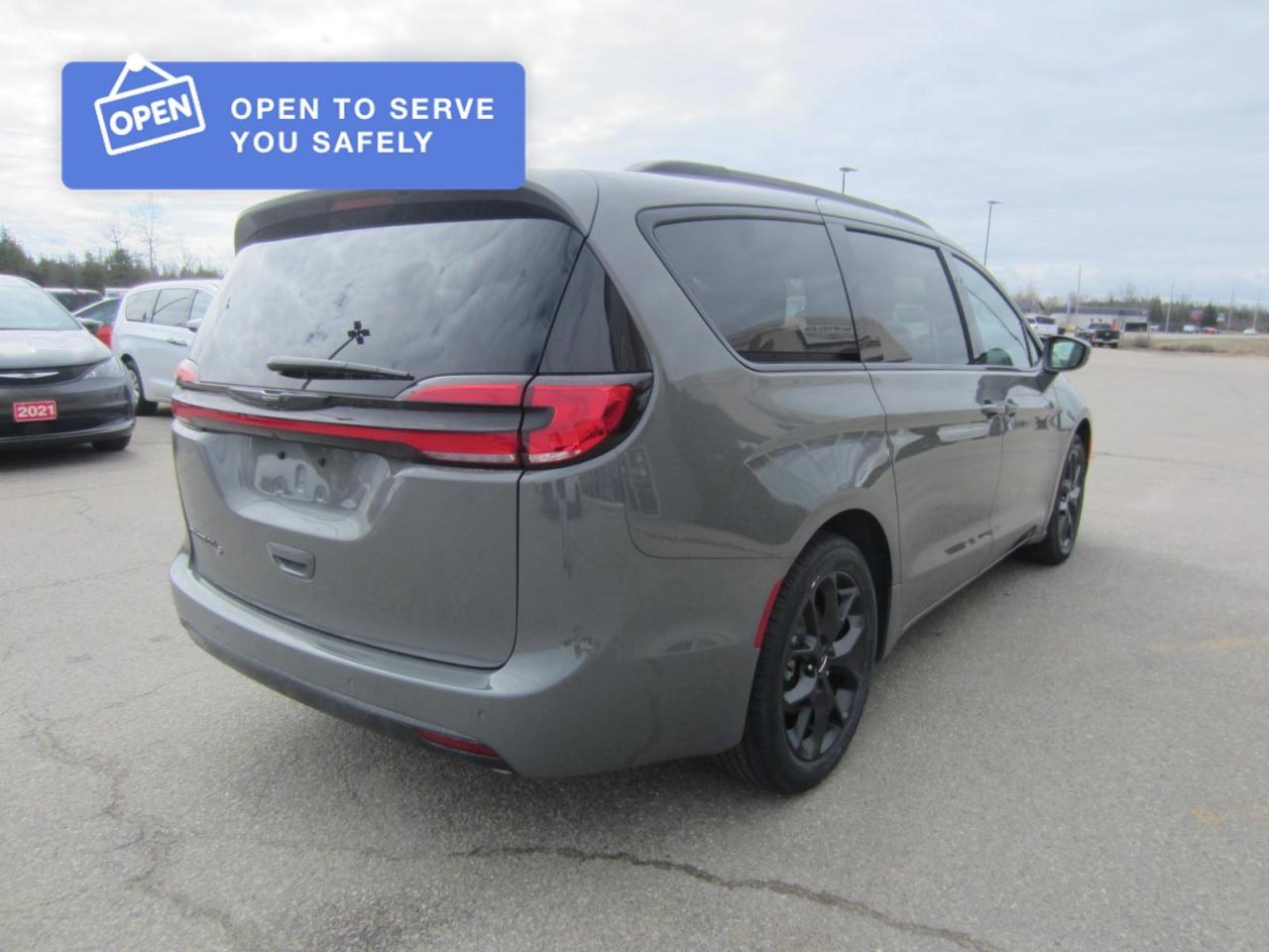 2021 Chrysler Pacifica Touring-L Plus Photo
