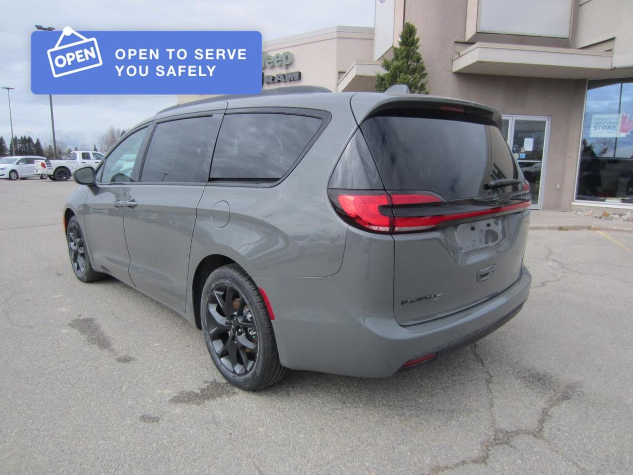 2021 Chrysler Pacifica Touring-L Plus Photo
