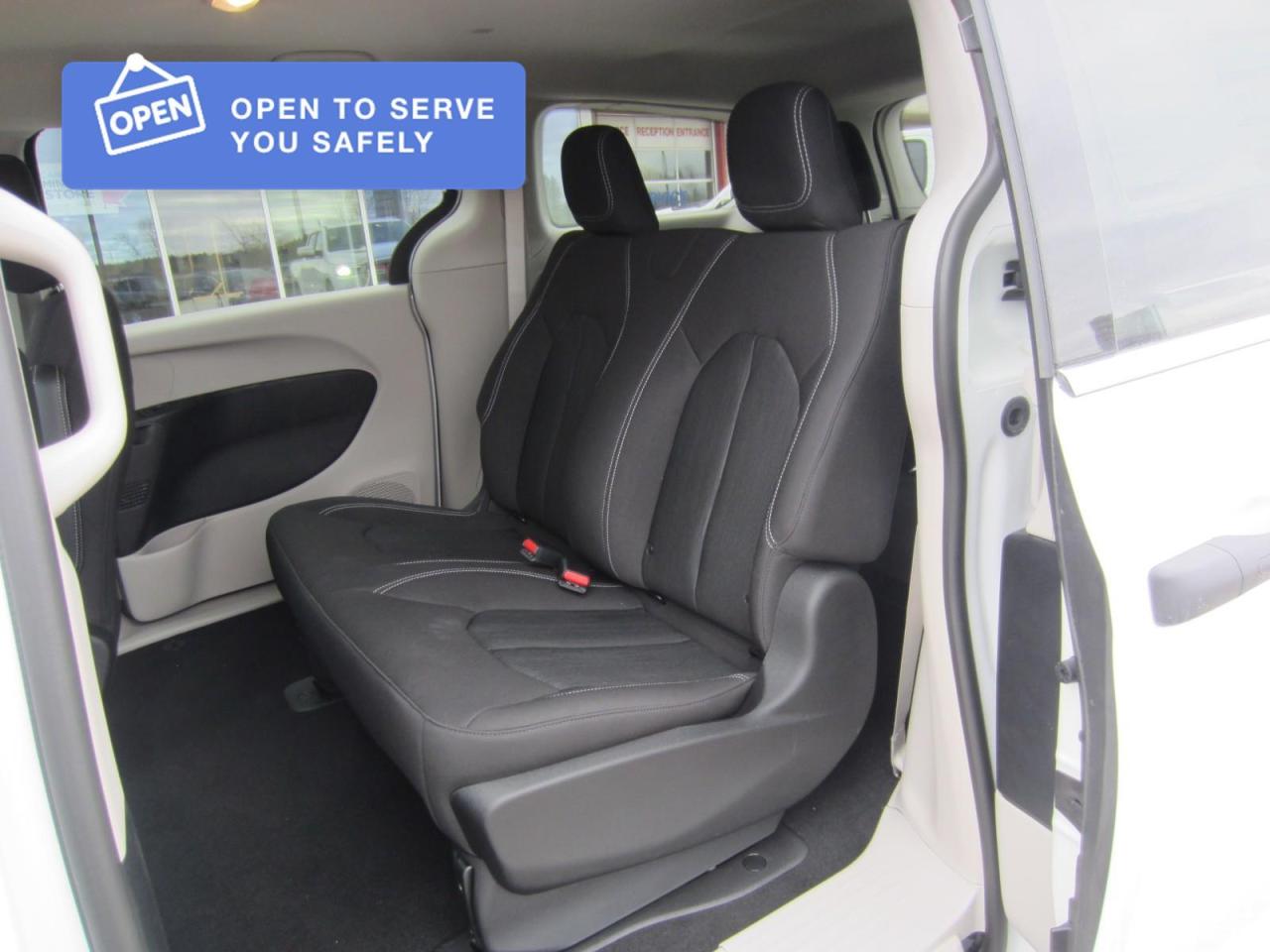 2021 Dodge Grand Caravan SE Photo