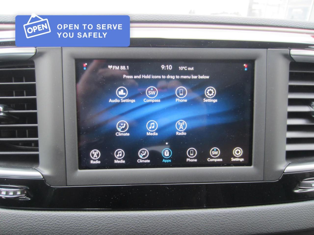 2021 Dodge Grand Caravan SE Photo