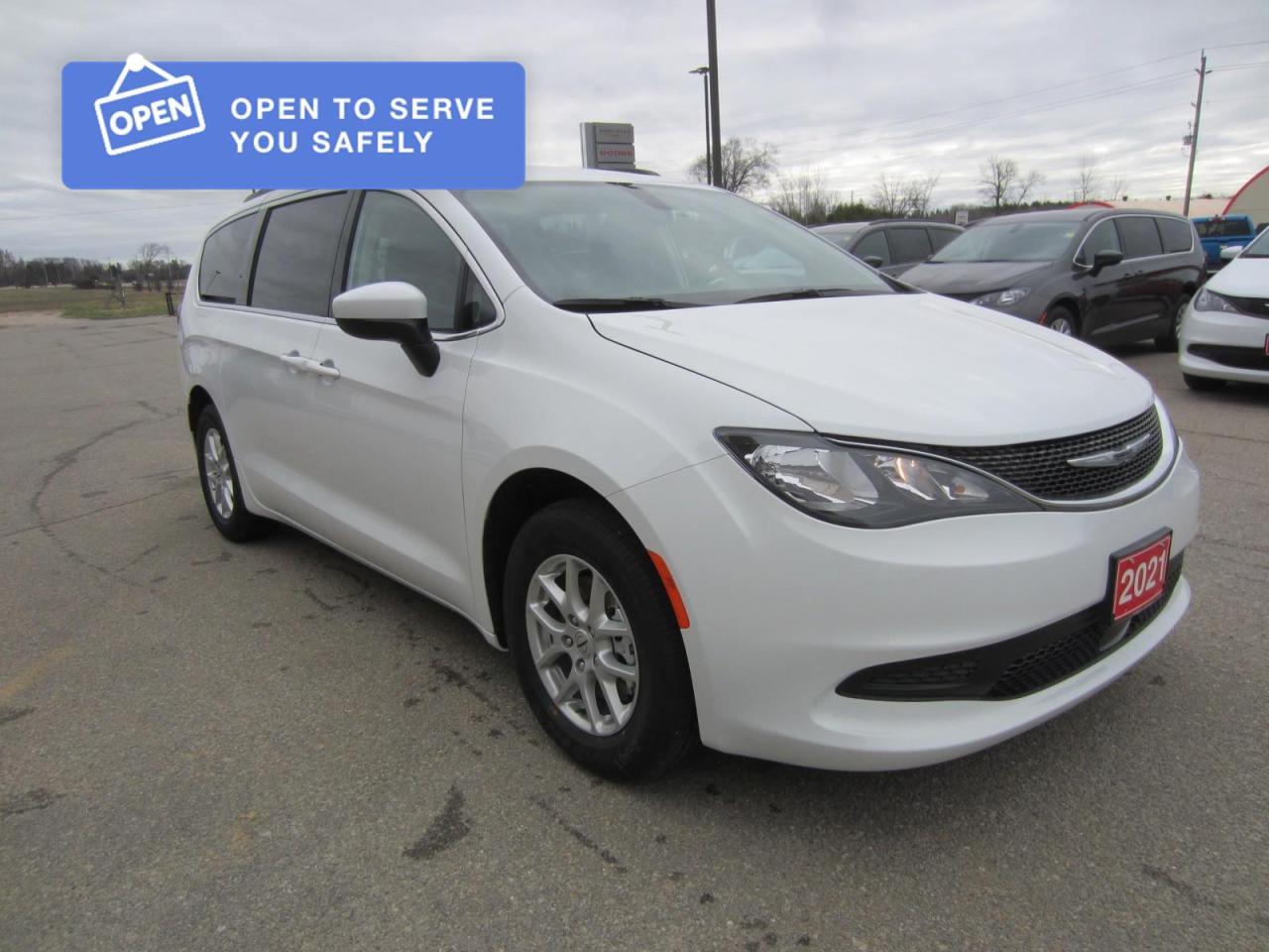 2021 Dodge Grand Caravan SXT Photo2