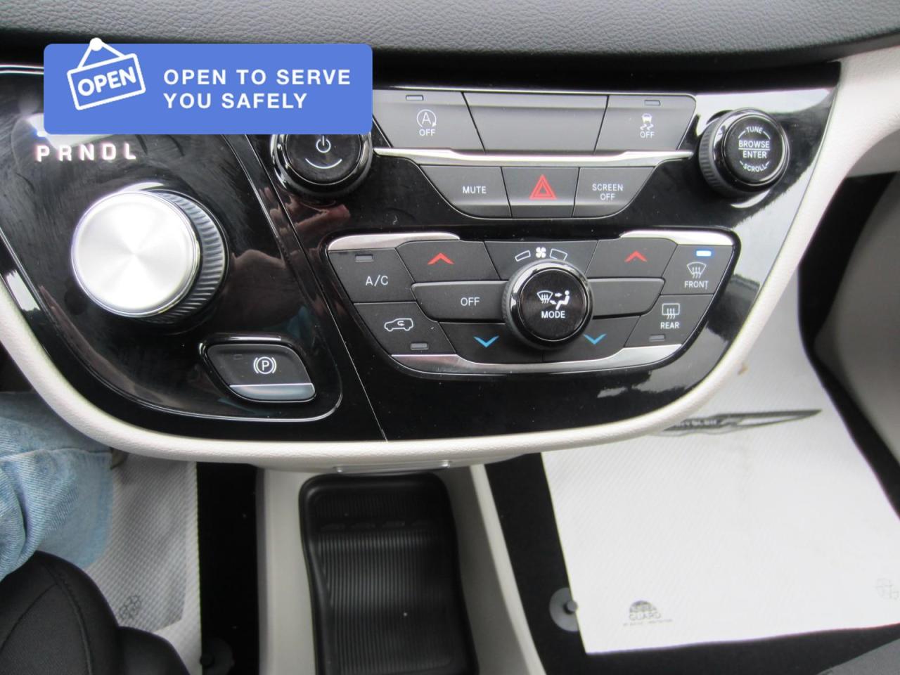 2021 Dodge Grand Caravan SXT Photo