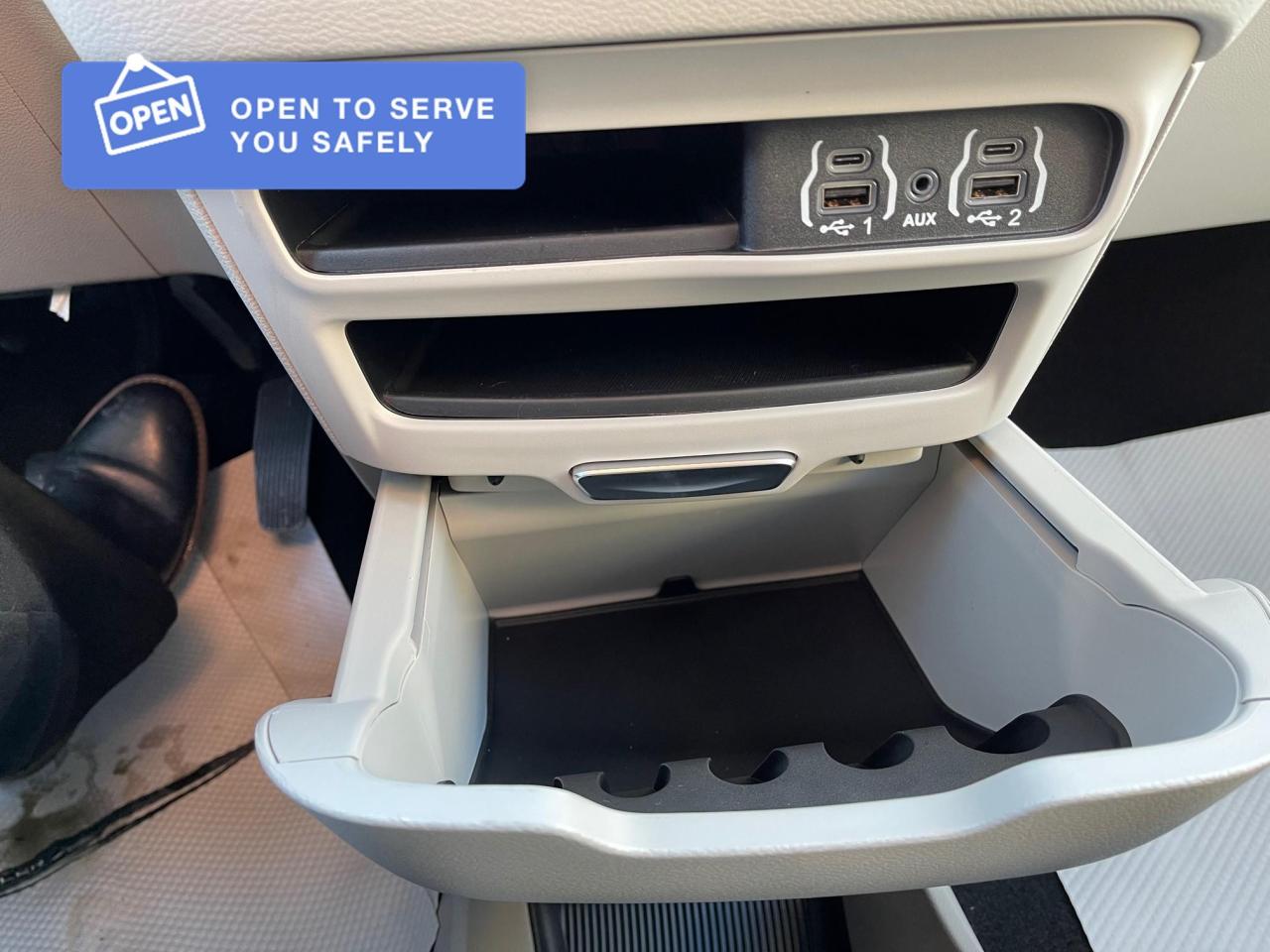 2021 Dodge Grand Caravan SE Photo