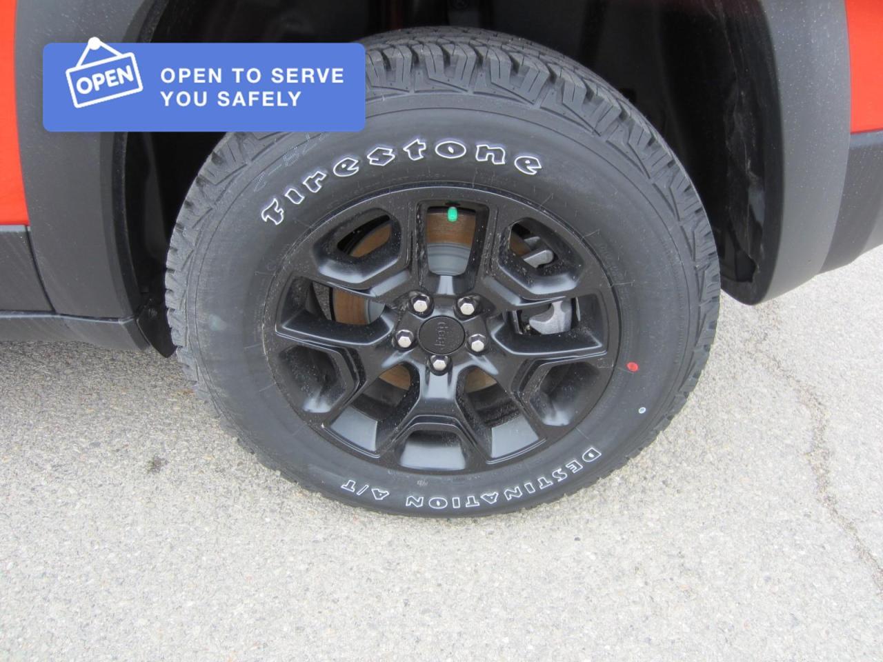 2021 Jeep Cherokee Trailhawk Photo