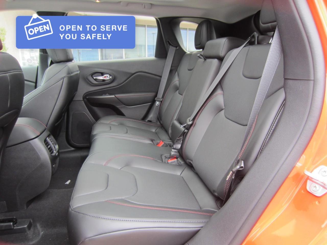 2021 Jeep Cherokee Trailhawk Photo