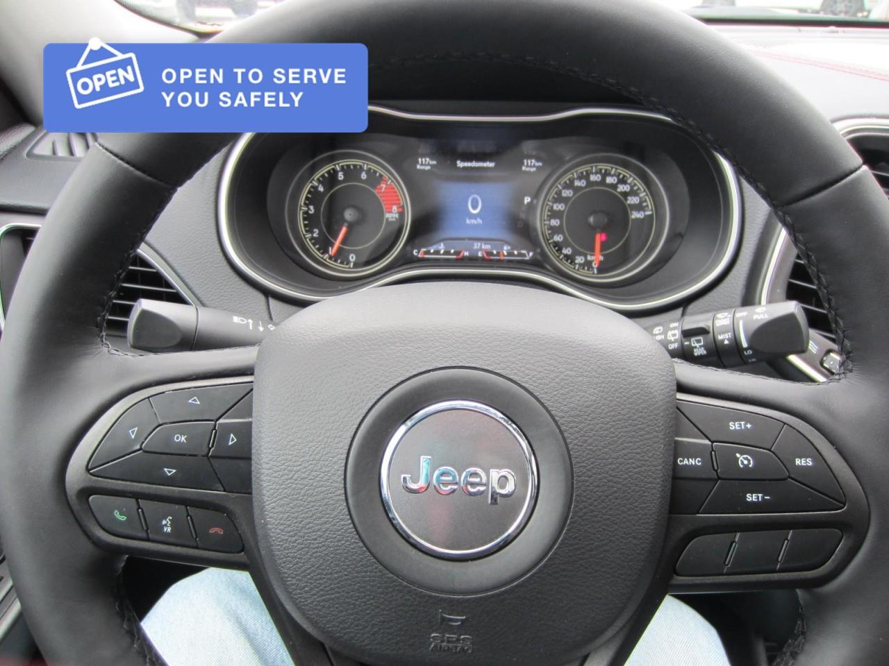 2021 Jeep Cherokee Trailhawk Photo