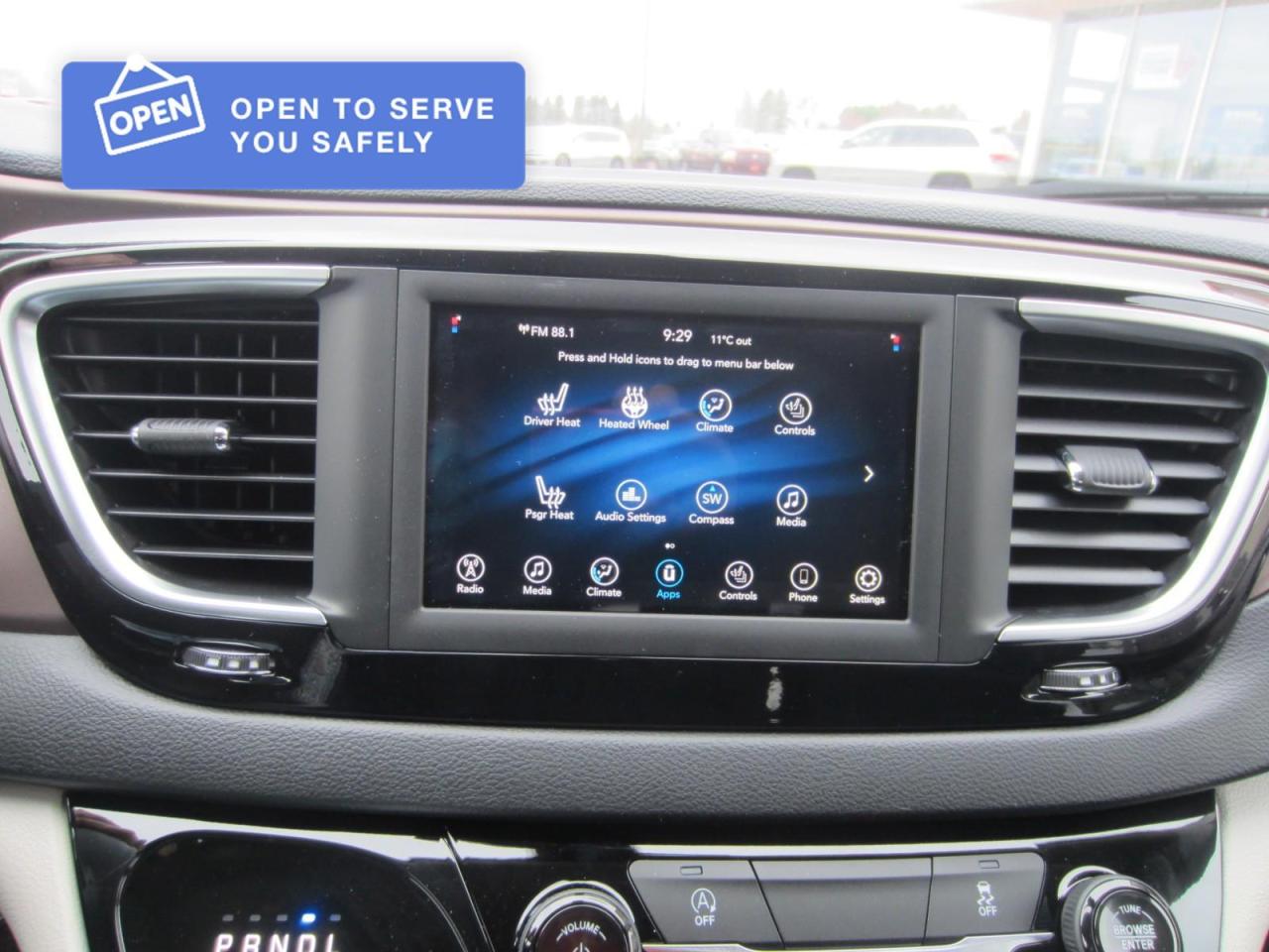 2021 Dodge Grand Caravan SXT Photo