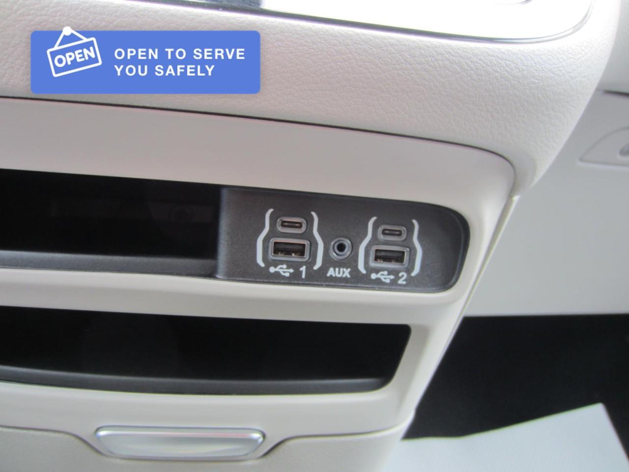 2021 Dodge Grand Caravan SXT Photo