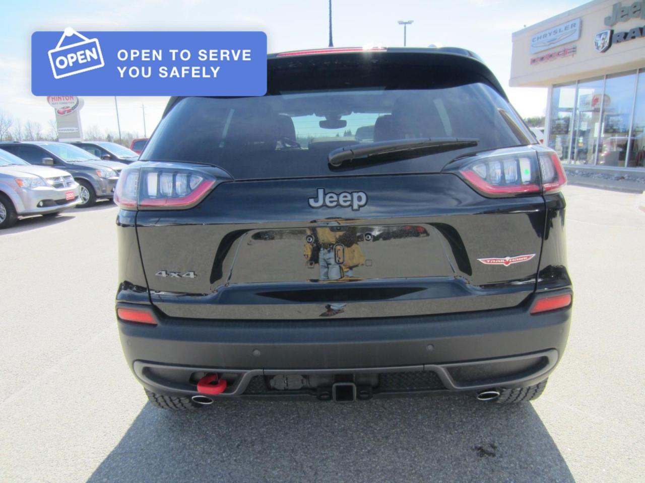 2021 Jeep Cherokee Trailhawk Photo