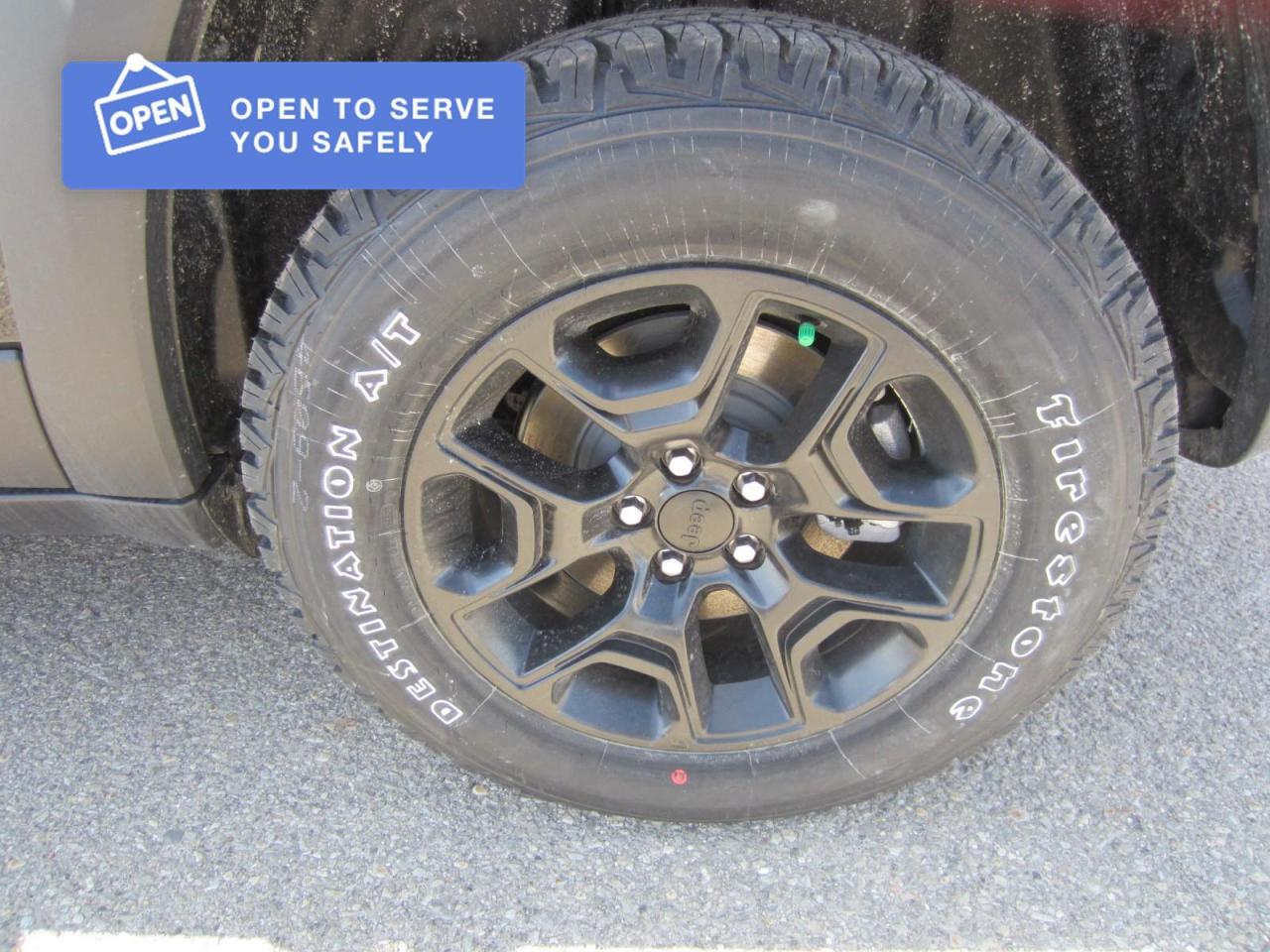 2021 Jeep Cherokee Trailhawk Photo