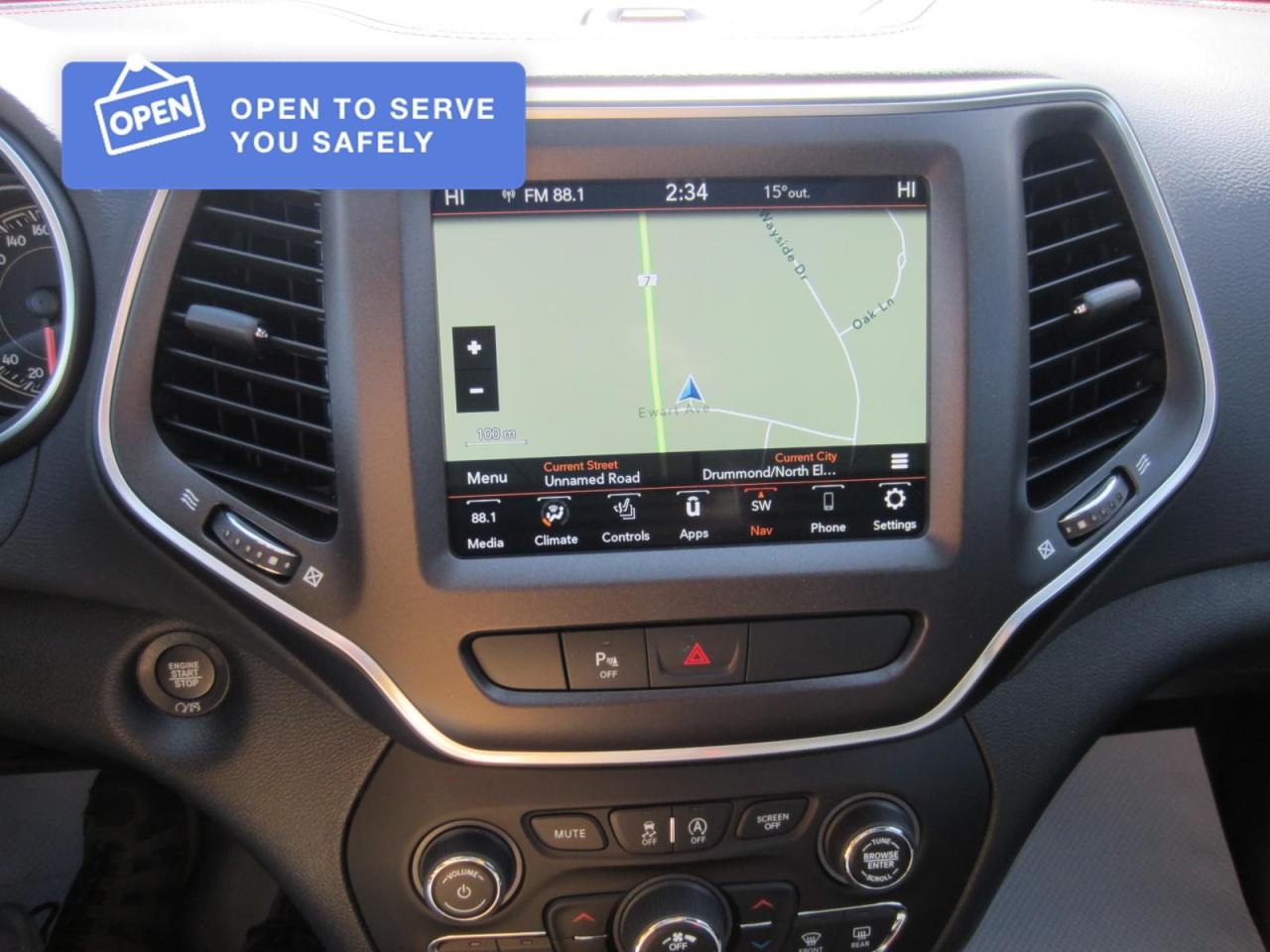 2021 Jeep Cherokee Trailhawk Photo