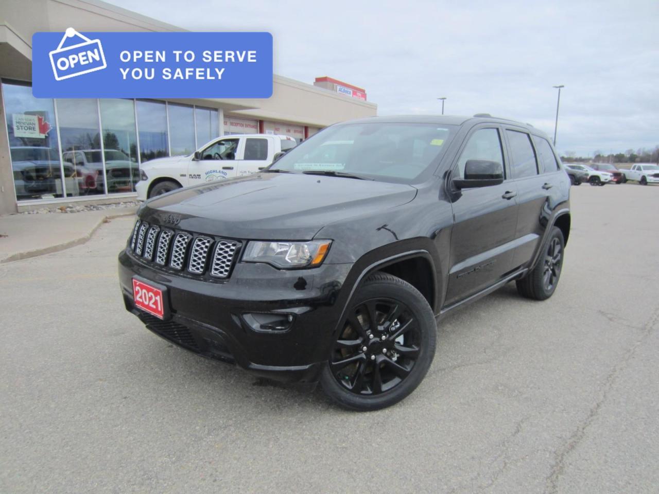 2021 Jeep Grand Cherokee Laredo ALTITUDE PKG Photo0