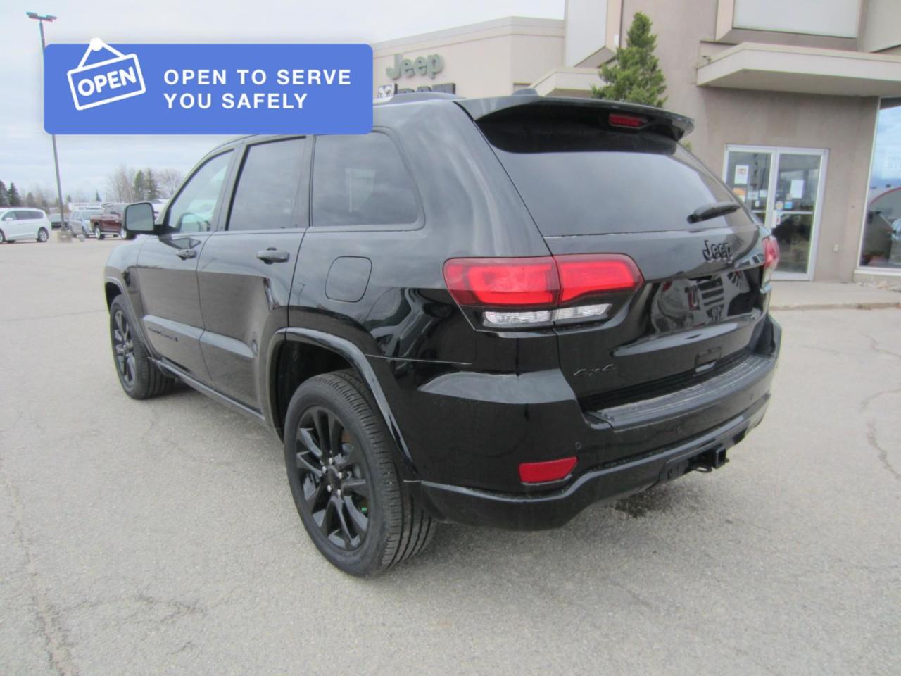 2021 Jeep Grand Cherokee Laredo ALTITUDE PKG Photo