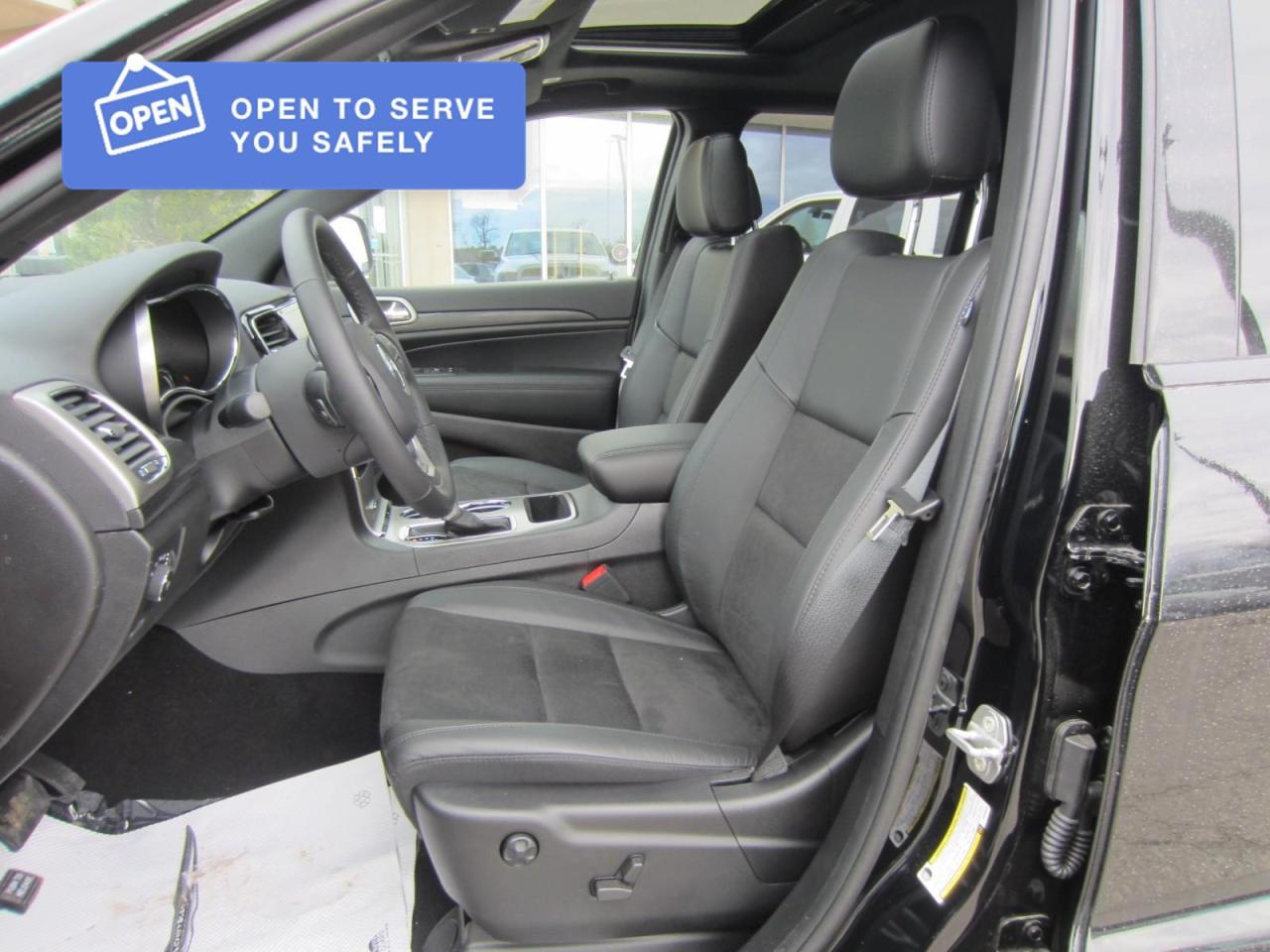 2021 Jeep Grand Cherokee Laredo ALTITUDE PKG Photo