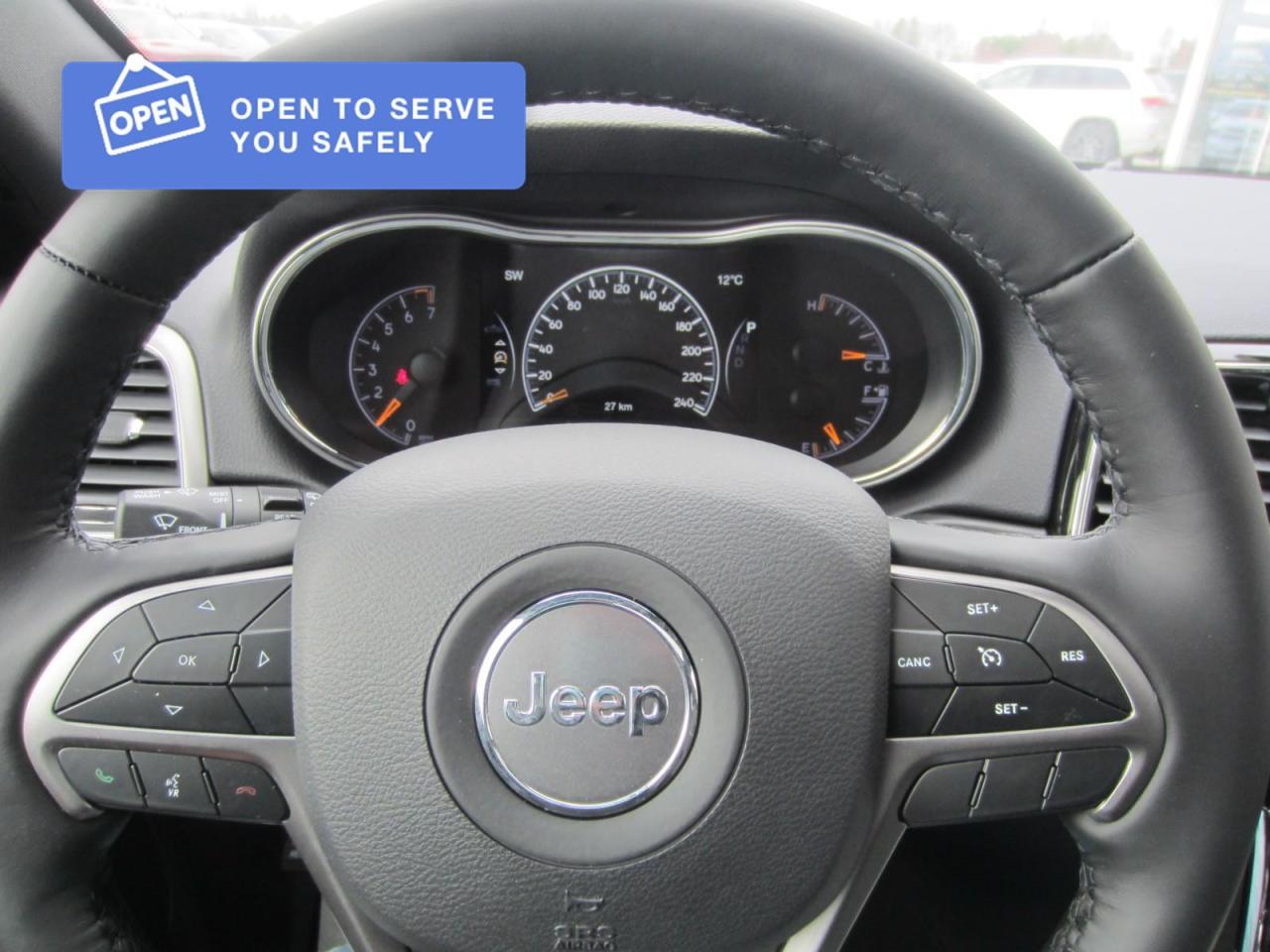 2021 Jeep Grand Cherokee Laredo ALTITUDE PKG Photo