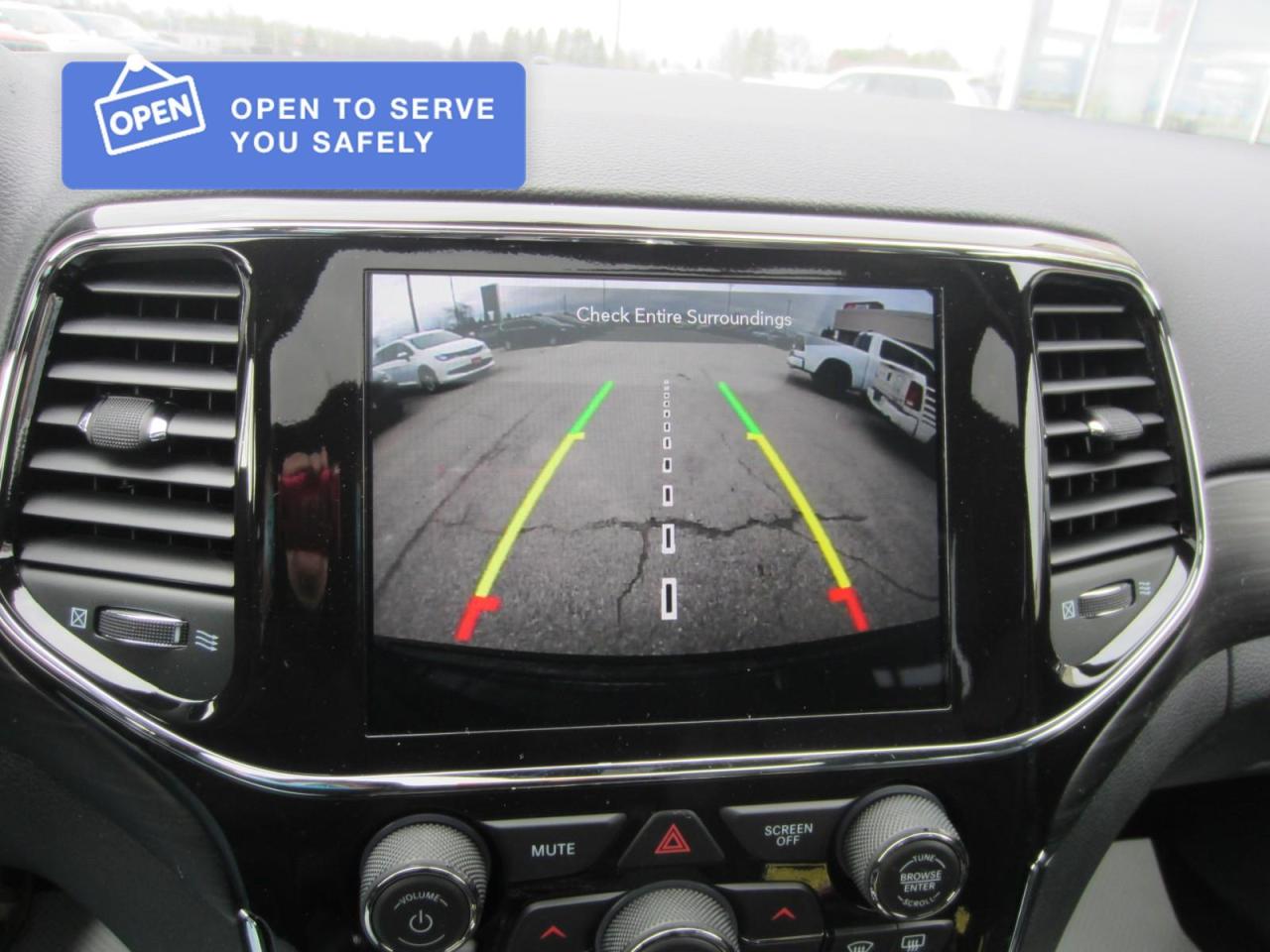 2021 Jeep Grand Cherokee Laredo ALTITUDE PKG Photo