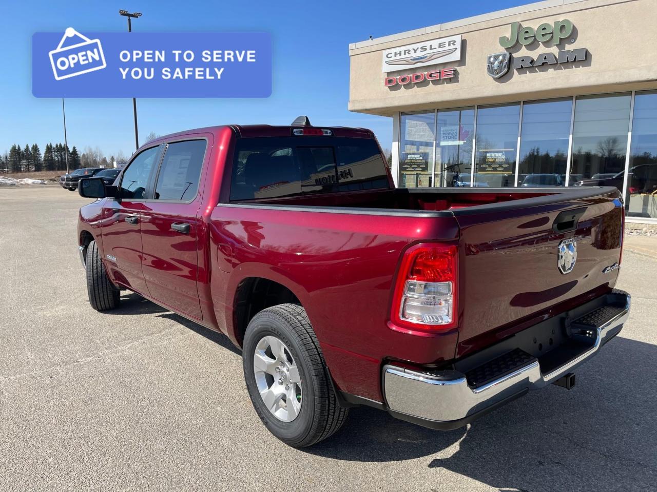 2021 RAM 1500 Tradesman SXT CREW 4WD Photo2