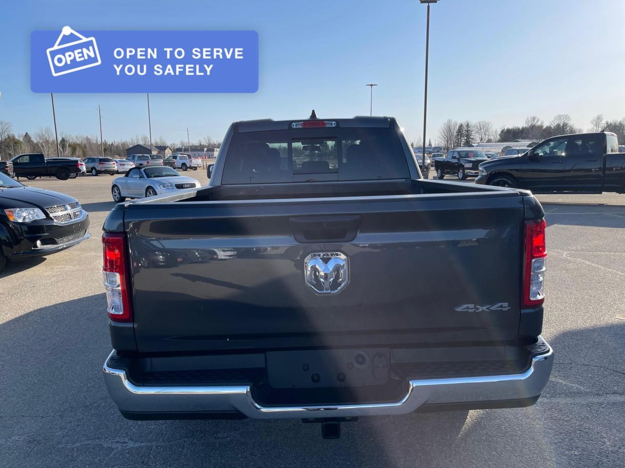 2021 RAM 1500 TRADESMAN Photo4