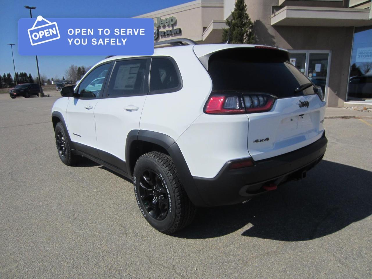 2021 Jeep Cherokee Trailhawk Photo