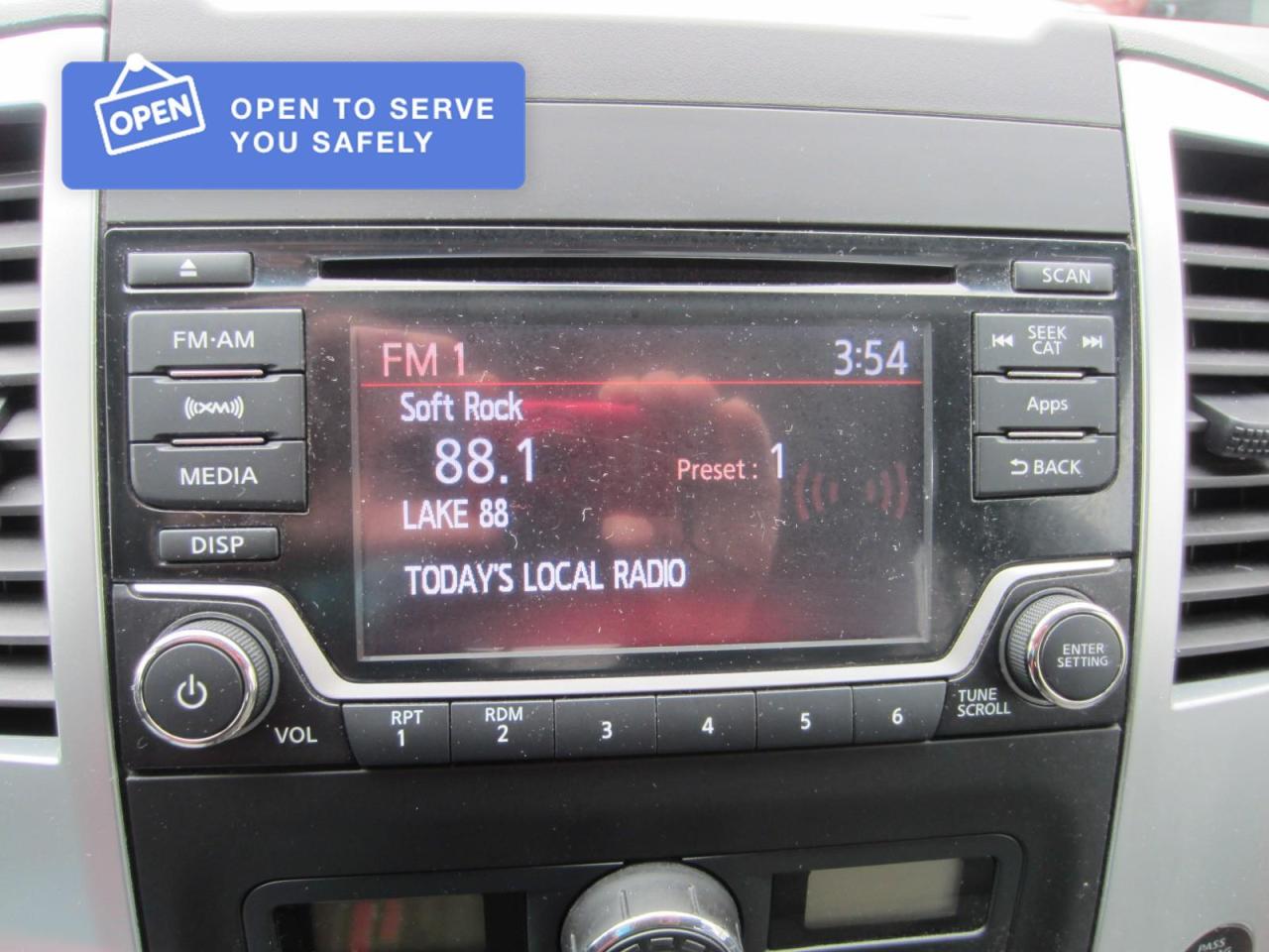 2016 Nissan Frontier SV Photo