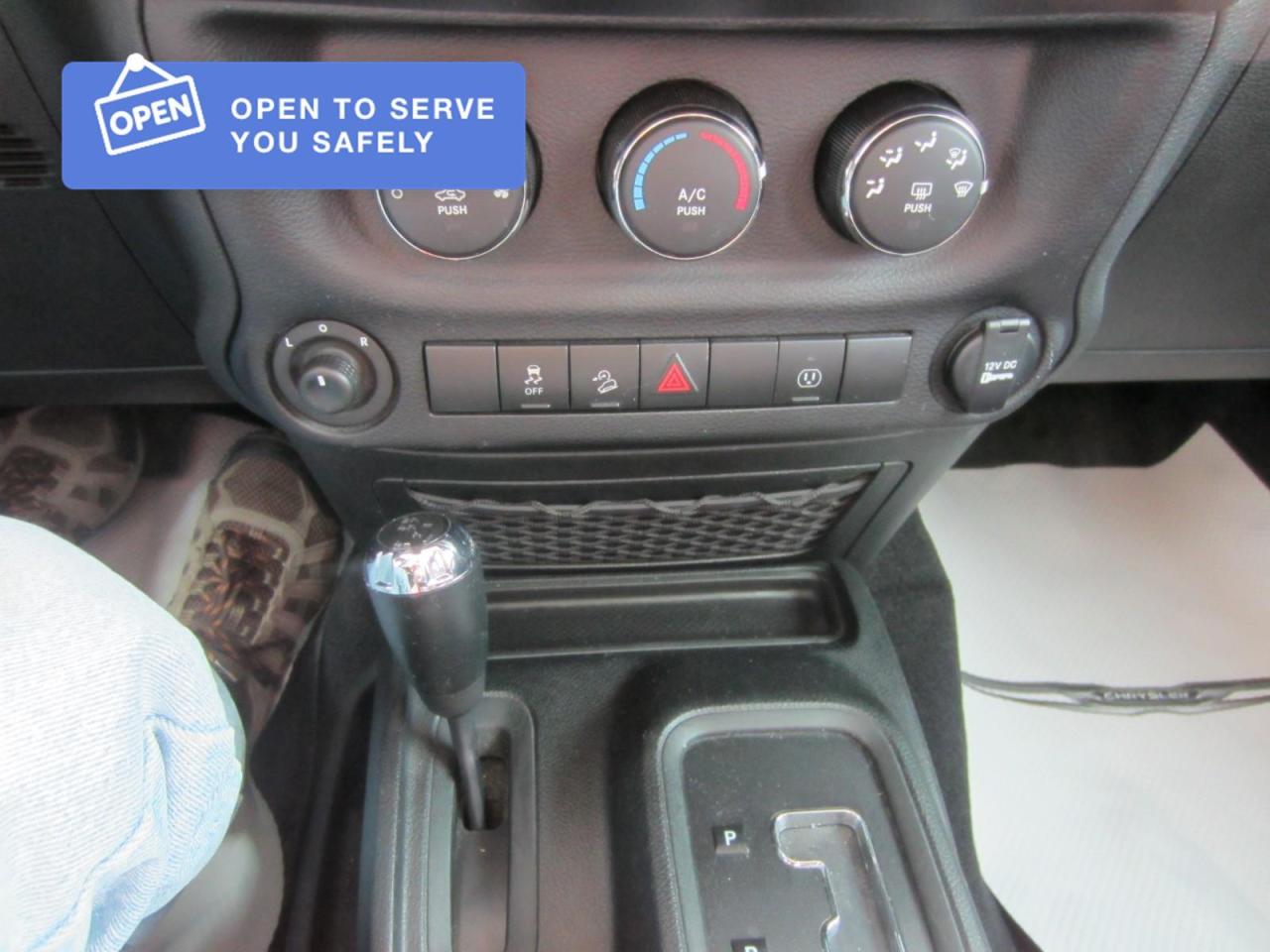 2017 Jeep Wrangler Unlimited Sahara Photo