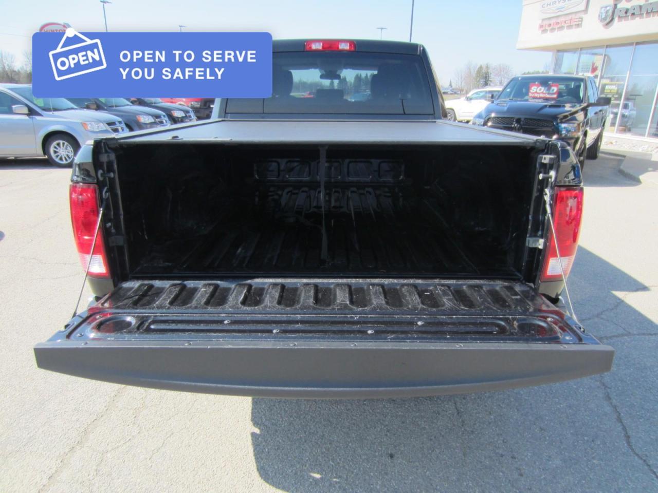 2017 RAM 1500 ST Photo