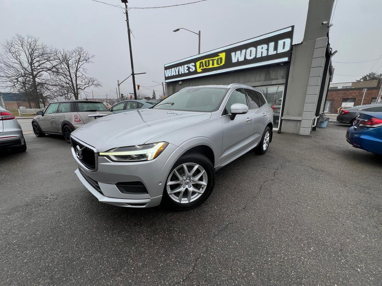 2018 Volvo XC60 T5 Momentum Photo