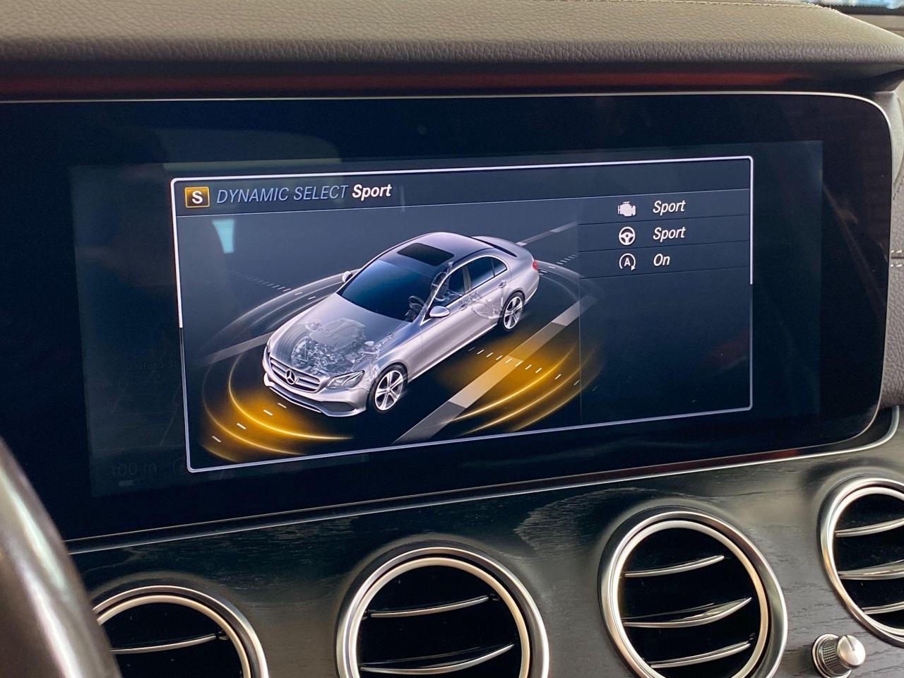 2017 Mercedes-Benz E-Class E400 4MATIC AMG PKG+Massage Seat+ACCIDENT FREE - Photo #41