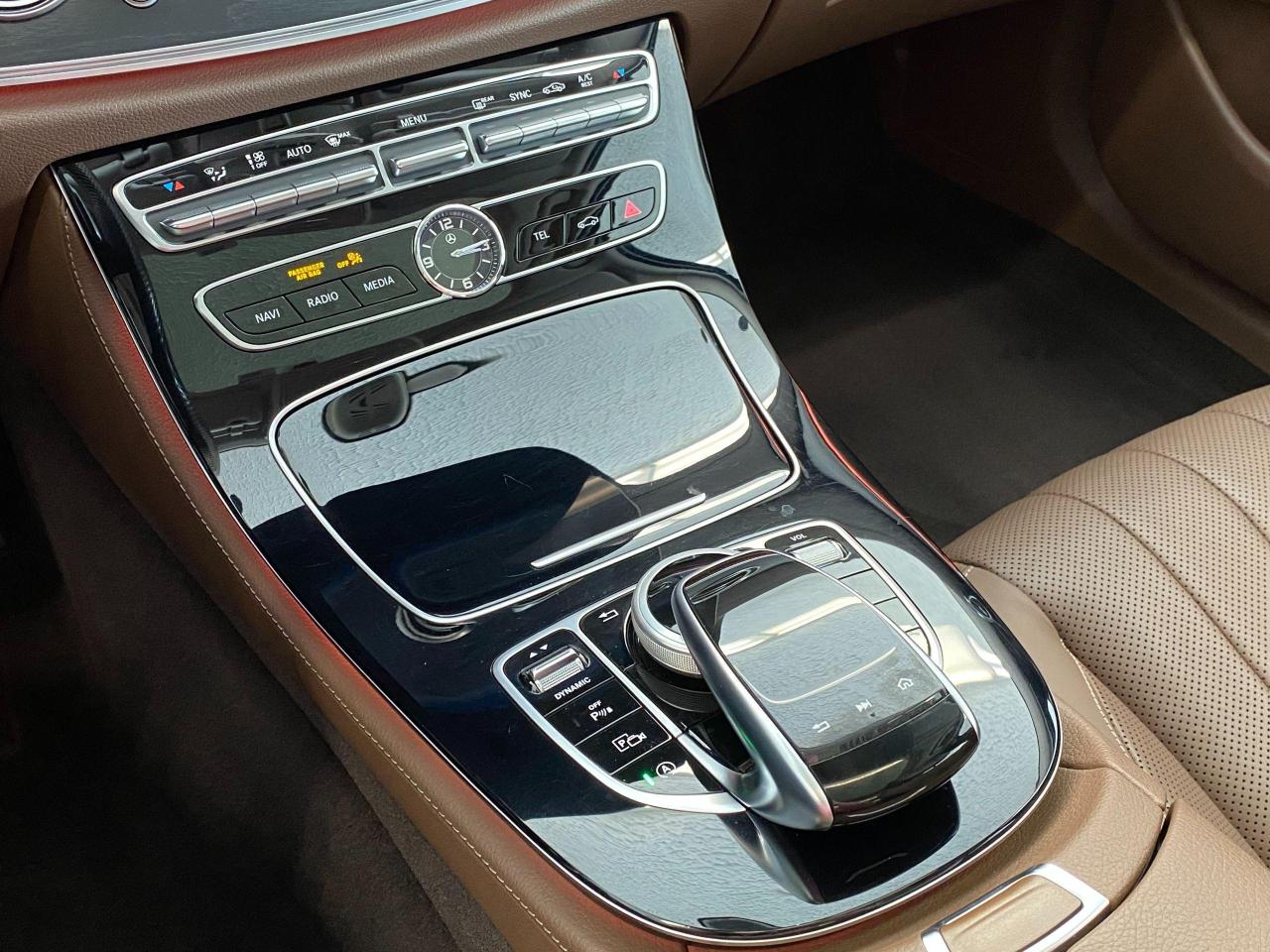 2017 Mercedes-Benz E-Class E400 4MATIC AMG PKG+Massage Seat+ACCIDENT FREE - Photo #47