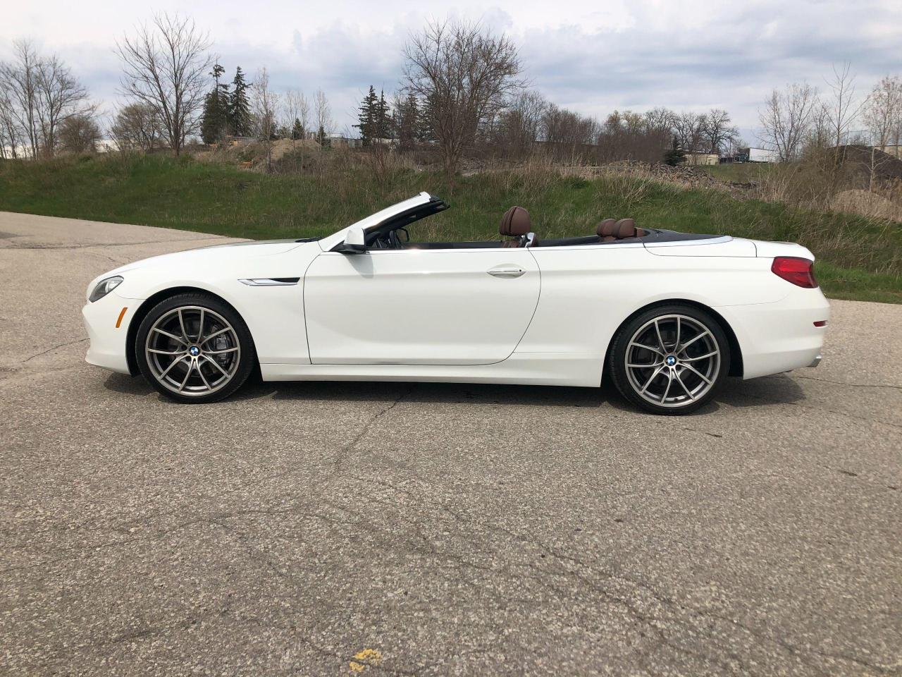 2012 BMW 6 Series 650i CABRIOLET - Photo #2