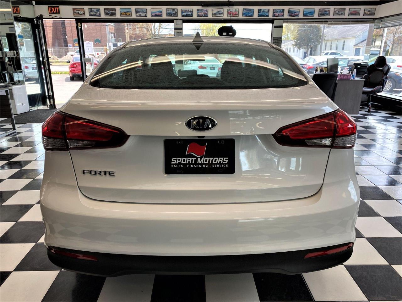 2017 Kia Forte LX+ApplePlay+Camera+New Tires+Brakes+ACCIDENT FREE - Photo #3