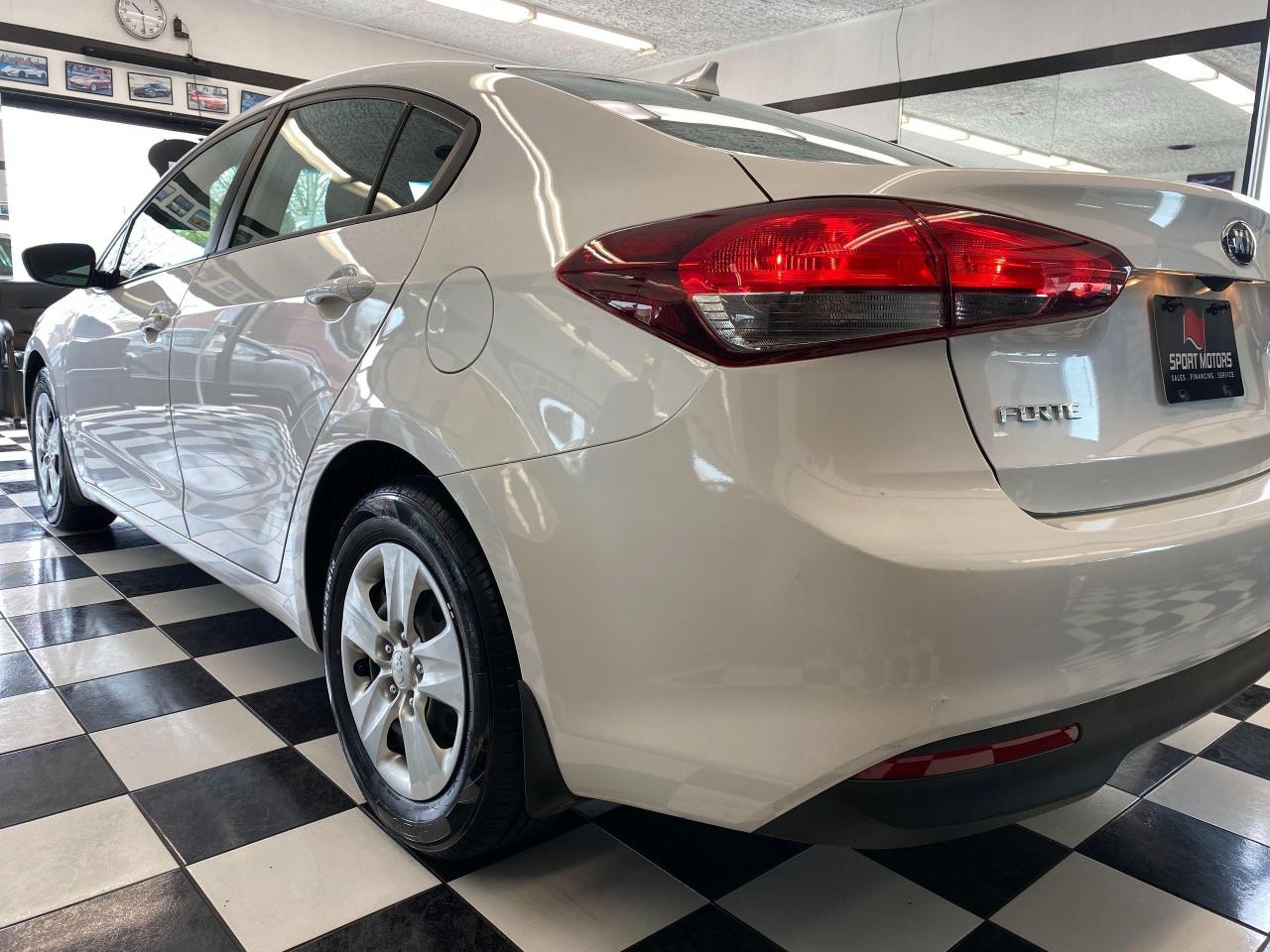 2017 Kia Forte LX+ApplePlay+Camera+New Tires+Brakes+ACCIDENT FREE Photo115