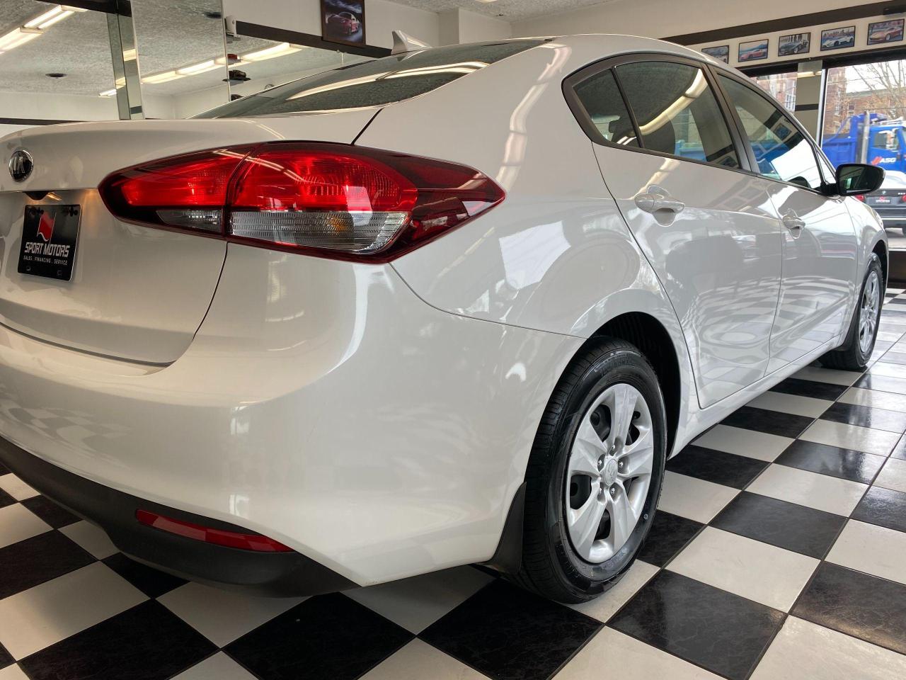 2017 Kia Forte LX+ApplePlay+Camera+New Tires+Brakes+ACCIDENT FREE Photo116