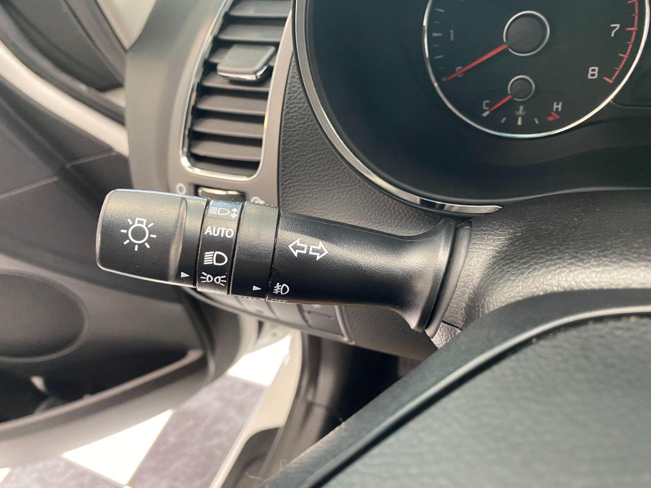 2017 Kia Forte LX+ApplePlay+Camera+New Tires+Brakes+ACCIDENT FREE - Photo #57