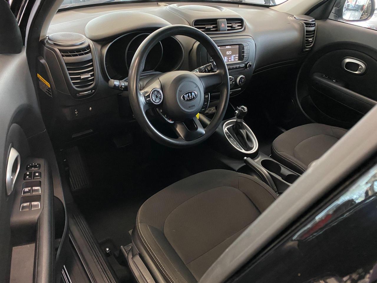 2017 Kia Soul LX+A/C+New Tires+Bluetooth+ACCIDENT FREE Photo79