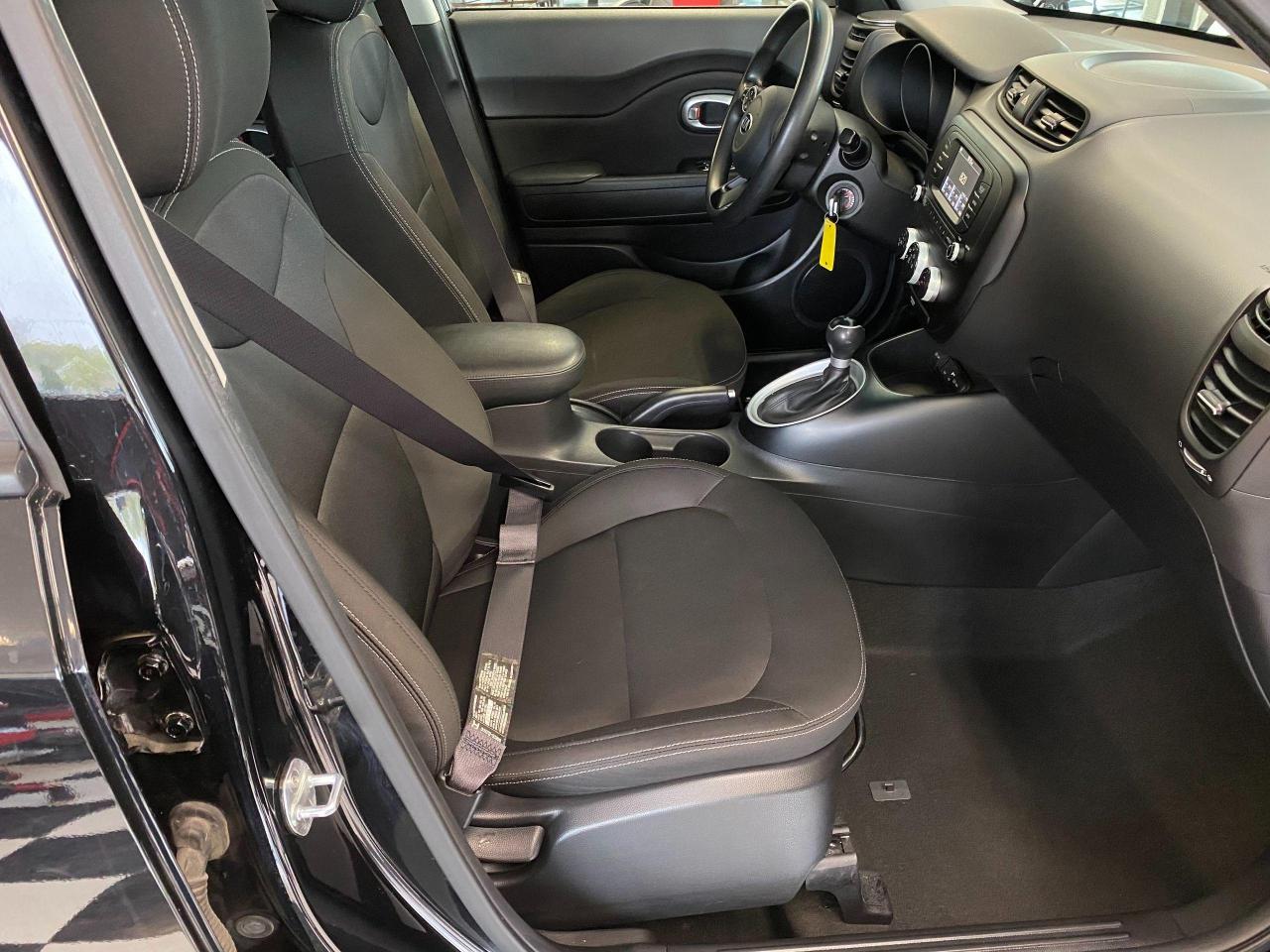 2017 Kia Soul LX+A/C+New Tires+Bluetooth+ACCIDENT FREE - Photo #20