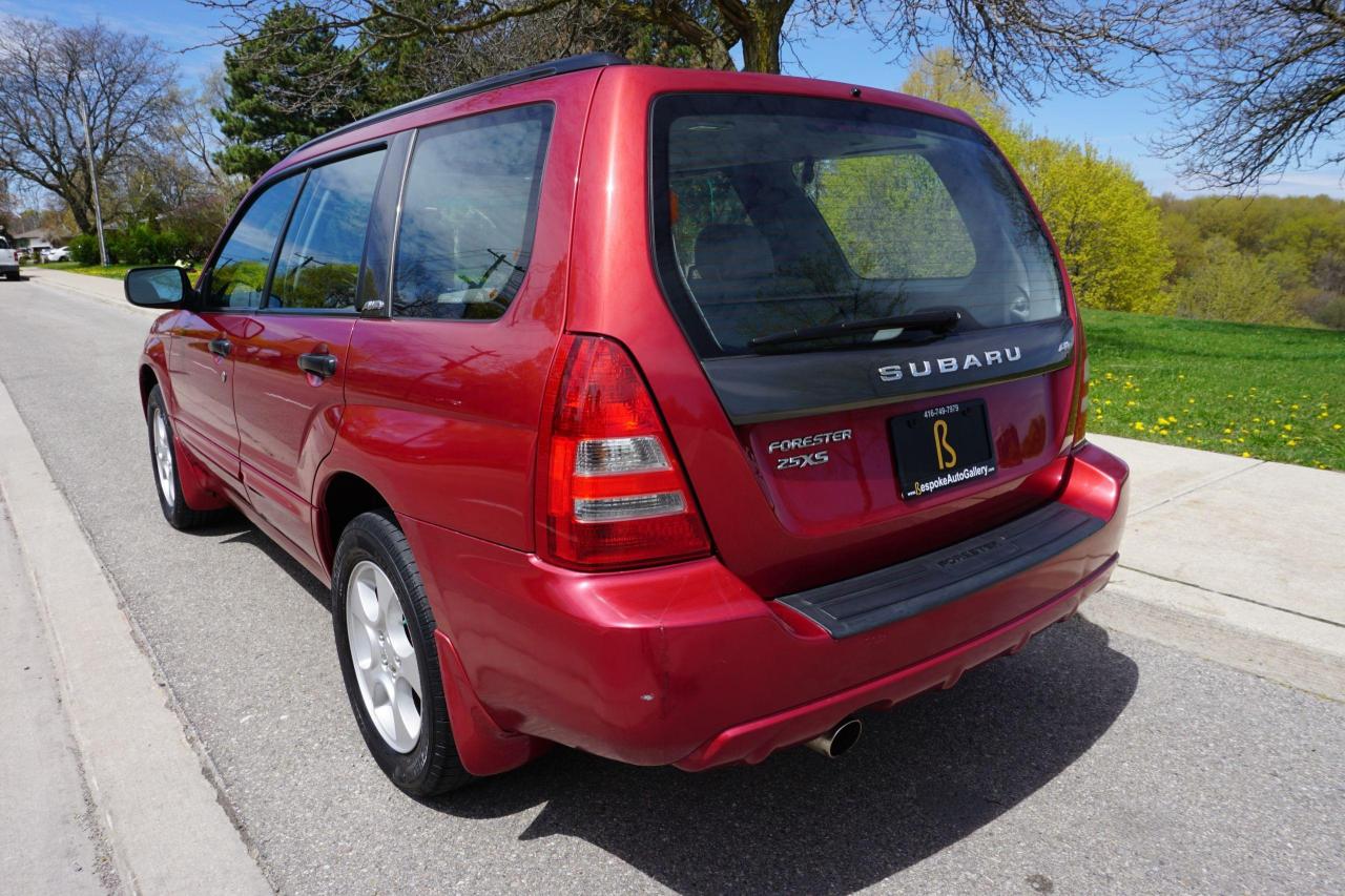 2004 Subaru Forester 1 OWNER / NO ACCIDENTS / LOADED /LEATHER /PANOROOF Photo2