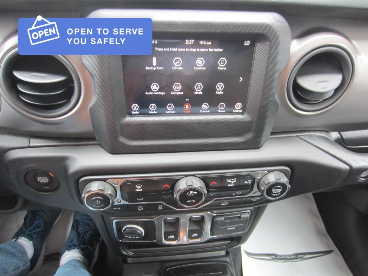 2021 Jeep Wrangler SPORT Photo