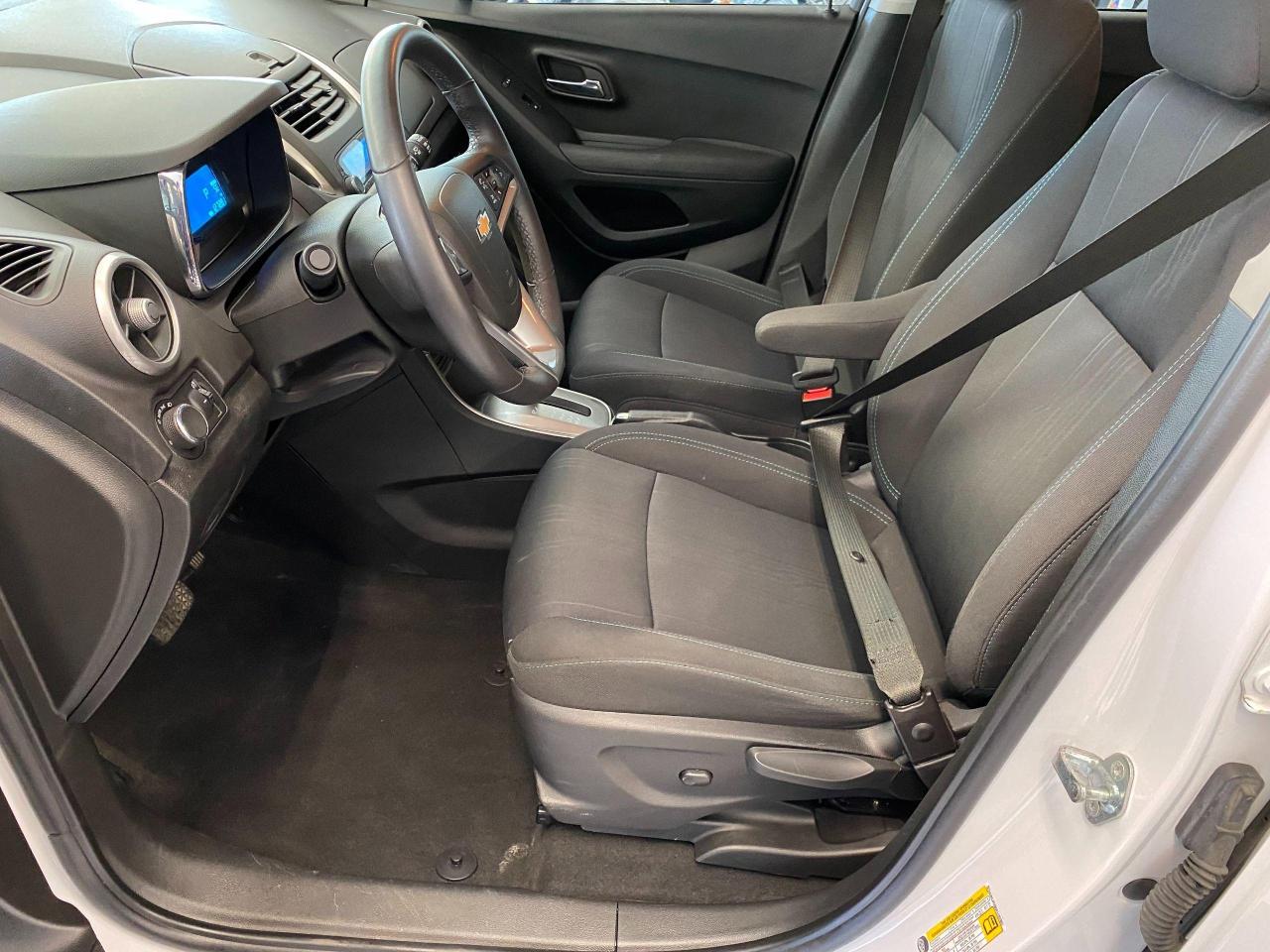 2015 Chevrolet Trax LT AWD+Bluetooth+Cruise+A/C+CLEAN CARFAX - Photo #18
